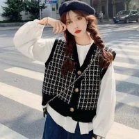Duwnie Button-Up Balloon-Sleeve Blouse / Patterned Button-Up Knit Vest | YesStyle