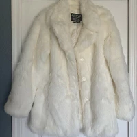 NWOT White Rampage Faux Fur Winter White Coat Jacket Size Large With 2 Pockets  | eBay