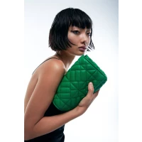QUILTED CHAIN STRAP SHOULDER BAG