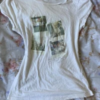 Lolita lana del rey print baby tee - Depop