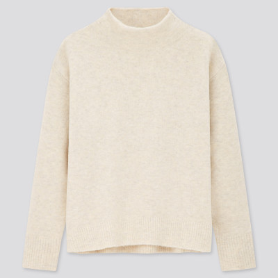 Women Souffle Yarn High-Neck Sweater