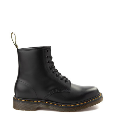 Dr. Martens 1460 8-Eye Smooth Boot