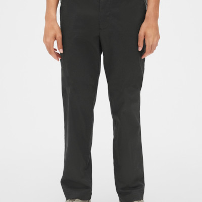 Modern Khakis in Relaxed Fit with GapFlex