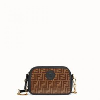 CAMERA CASE