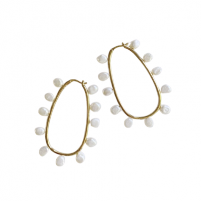 Collection Earrings: Pearl Loops