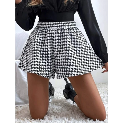 Houndstooth Print Wide Leg Shorts