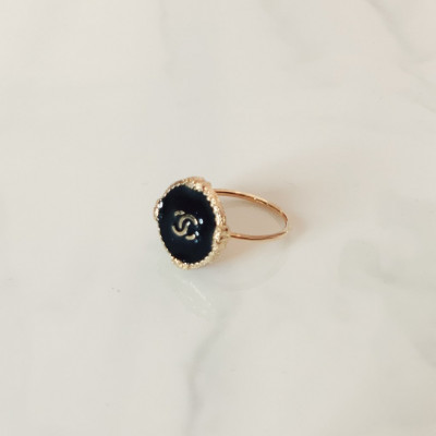 Mini Black/Gold CC Ring