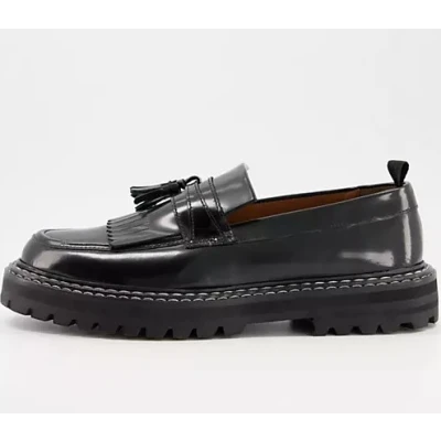 Loafers in Black Leather With Chunky Sole