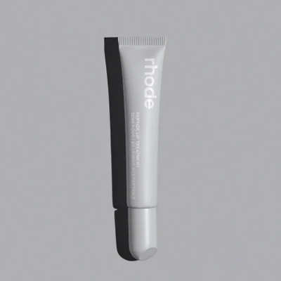 Peptide lip treatment