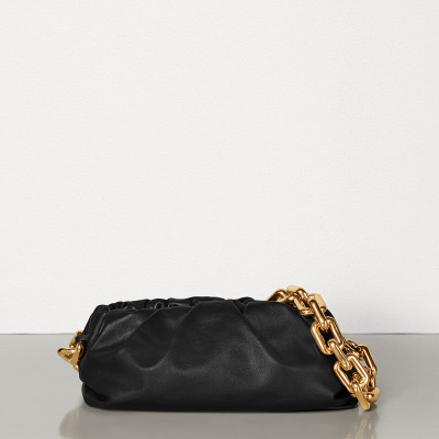 The Chain Pouch