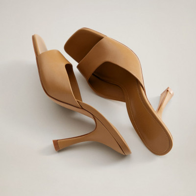 Heel leather mules