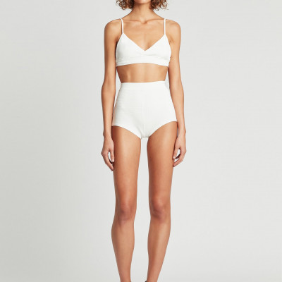 Annika Brief