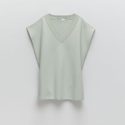 Knit Vest With Slits