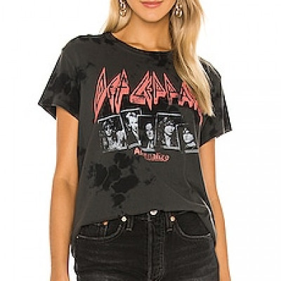 Junk Food Adrenalize Tee in Vintage Black | REVOLVE
