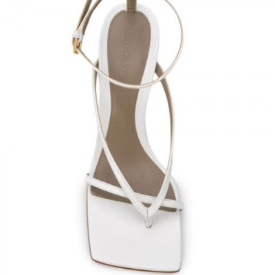 strappy square-toe sandals