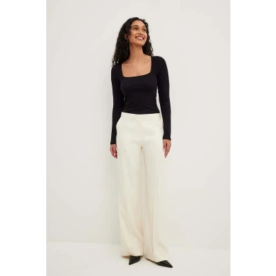 Ribbed Square Neck Detail Top