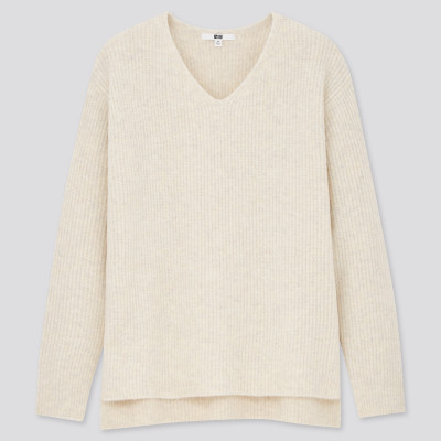 Women Souffle Yarn Side Slit V-Neck Sweater