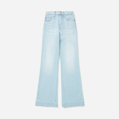 The Modern Flare Jean