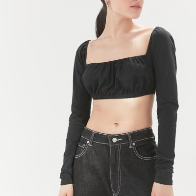 UO Lorina Ruched Cropped Top