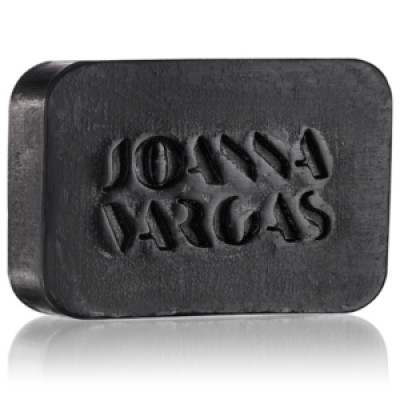 Joanna Vargas Miracle Bar