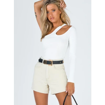 The Swalla Shorts Beige