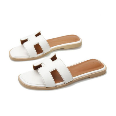 'Smith' Cut-Out Slides