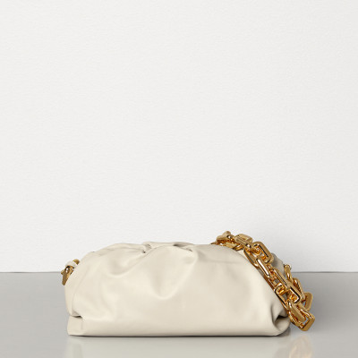 The Chain Pouch