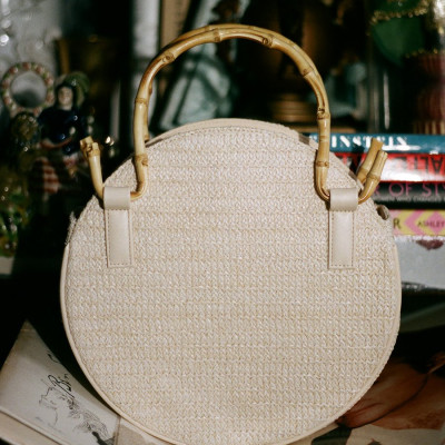 Antonia Tote
