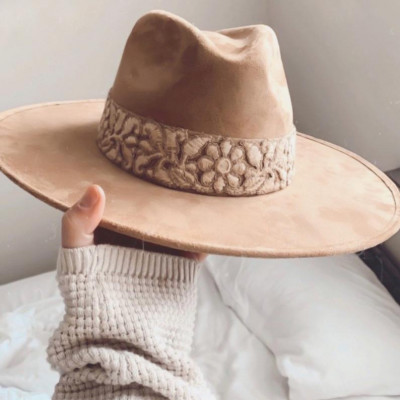 Fedora Suede Evelyn