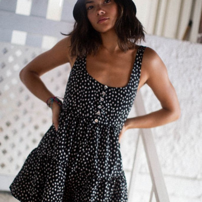 UO Cindy Tiered Ruffle Romper