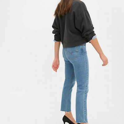 Levis Wedgie Fit Ankle Womens Jeans 27