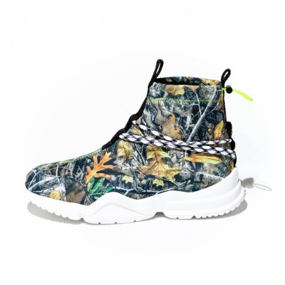 002 By John Geiger 'Tree Camo/Lime'
