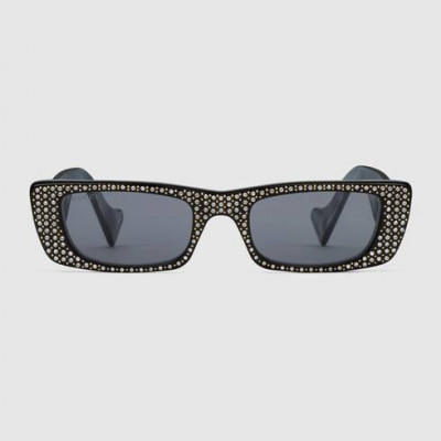 Rectangular sunglasses with crystals