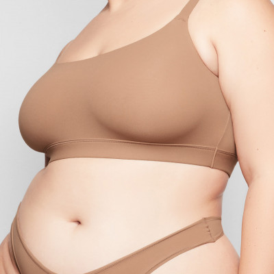 Plus Size Womens Skims Fits Everybody Scoop Neck Bralette