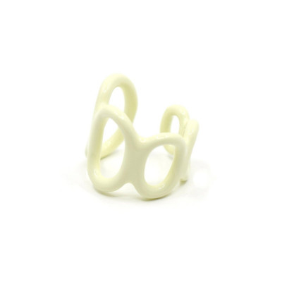 Loop Ring, Cream