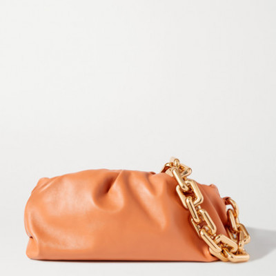 Bottega Veneta - The Chain Pouch Gathered Leather Clutch - Light brown