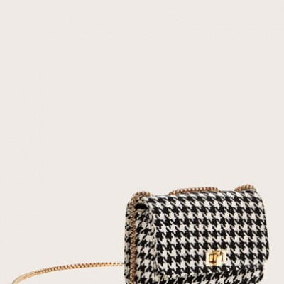 Twist Lock Houndstooth Chain Bag