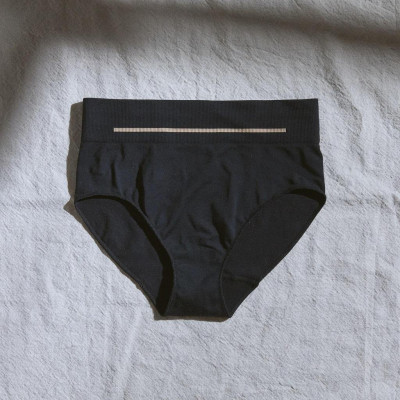 Supportive Modal Seamless Brief