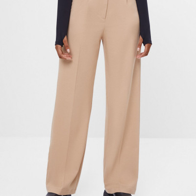 Wide-leg pants