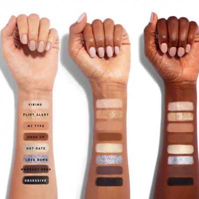 39L HIT THE LIGHTS ARTISTRY PALETTE