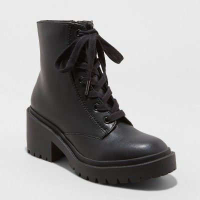 Women's Brie Lace-Up Combat Boots - Universal ThreadÃ¢â€žÂ¢