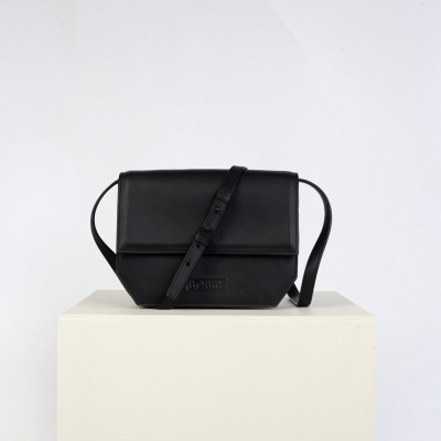 No. 5 Black