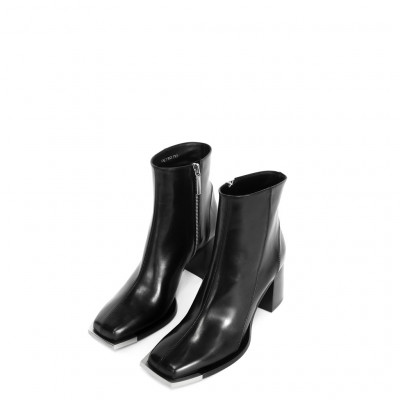 AVAILABLE NOW - BLACK EVERYDAY ANKLE BOOTS WITH METAL TIP