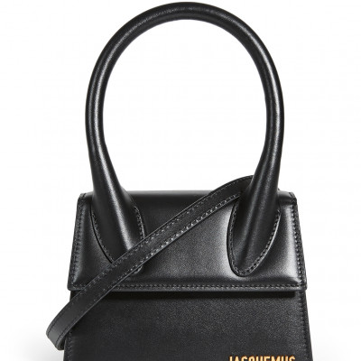 Jacquemus Le Chiquito Moyen Bag