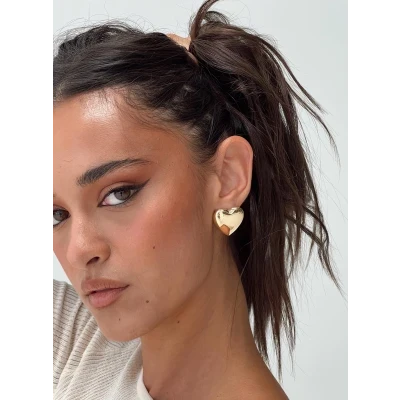 Leyna Earrings Gold