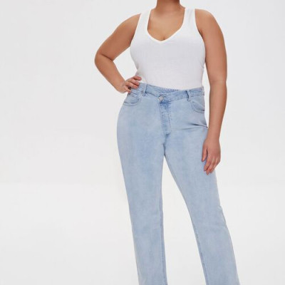 Plus Size Straight-Leg Jeans